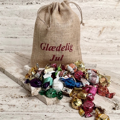 Julesæk med "Glædelig Jul" tekst og 400 gram luksus chokoladeblanding